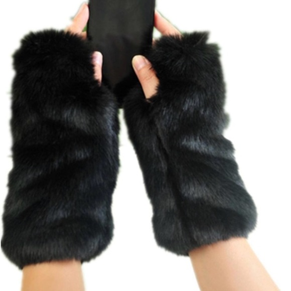 New fingerless gloves color gray - Picture 2 of 5